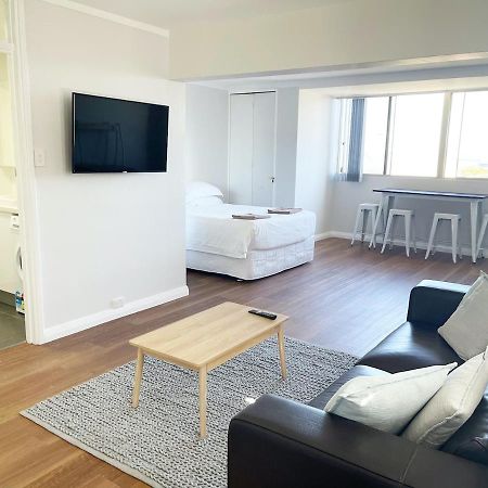 Studio 101 - First Floor Fremantle Studio Apartment ภายนอก รูปภาพ