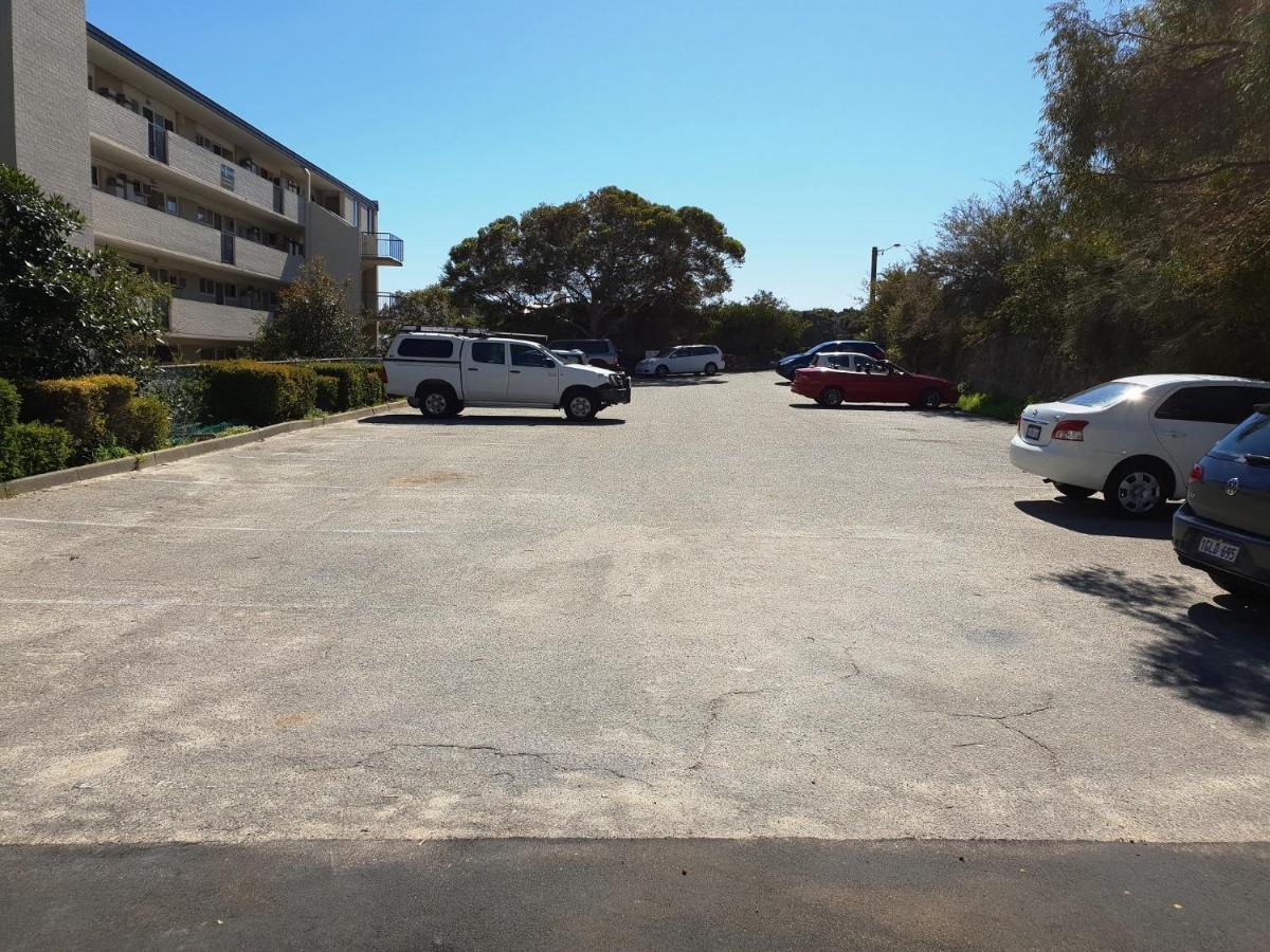 Studio 101 - First Floor Fremantle Studio Apartment ภายนอก รูปภาพ